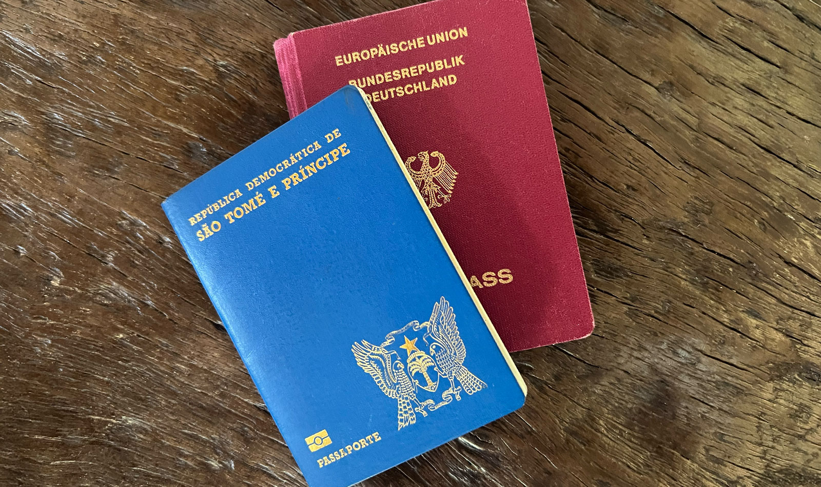 Reisepässe São Tomé und Deutschland